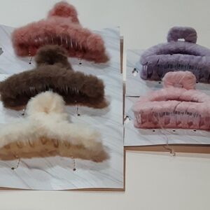 Fuzzy Hair Claw Clips Set